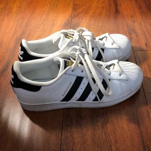 Adidas superstar